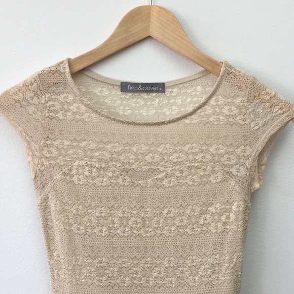 🎉 Finn & Clover Short Sleeve Lace Dress - Picture 2 of 6